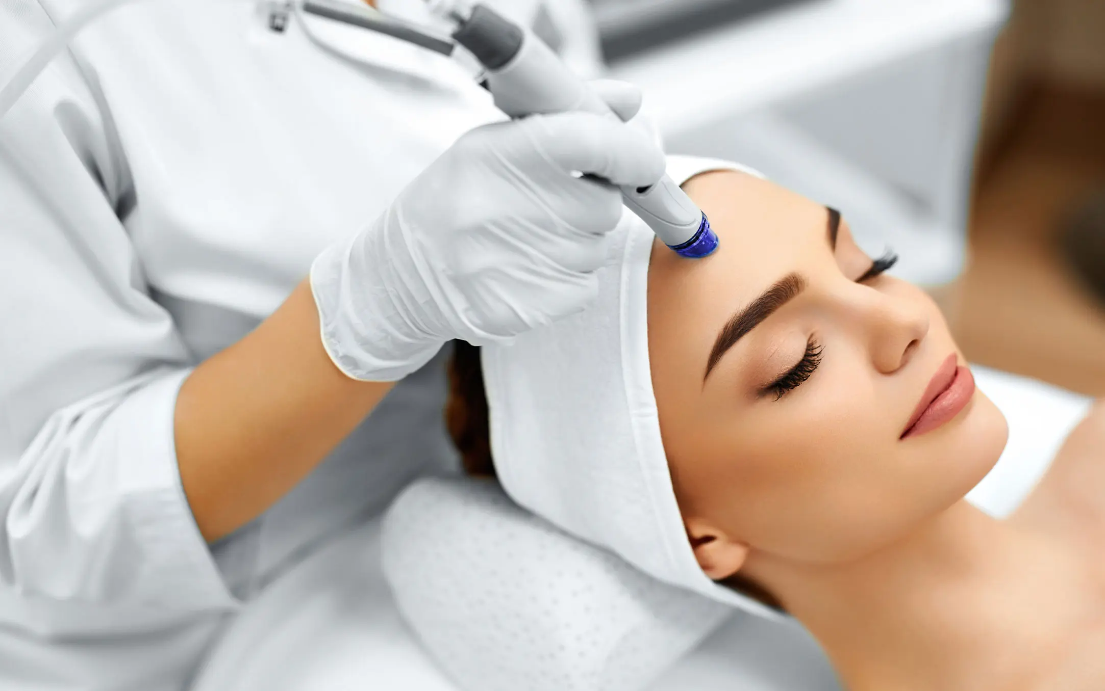 What Is Collagen Lift Therapy and How Can It Help Ageing, Loose Skin West Drayton?